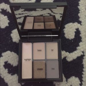 ELF Makeup - ELF :eyeshadow & highlight palette ELF Makeup - ELF :eyeshadow & highlight palette